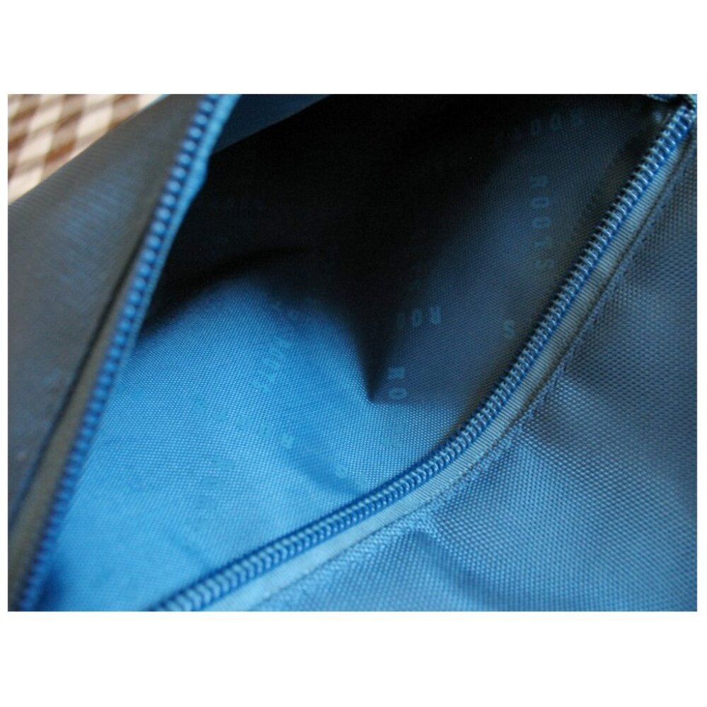 Roots crossbody bag, Almost new! - Picture 9 of 13